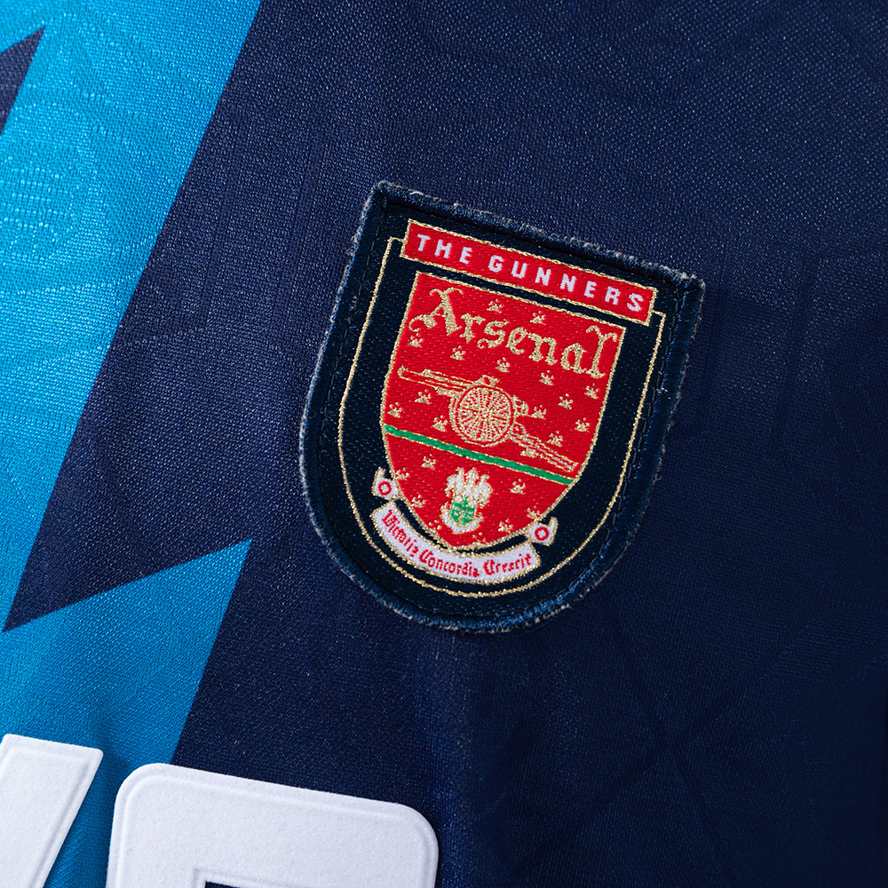 Arsenal 1995/96 Away Long Sleeve Retro Jersey – Replica Football Shirt – S-XXL