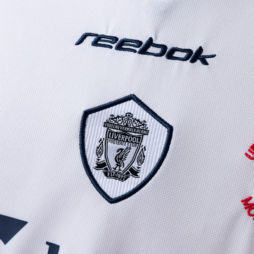 Liverpool 2001/02 Away Retro Jersey – Replica Football Shirt – S-XXL