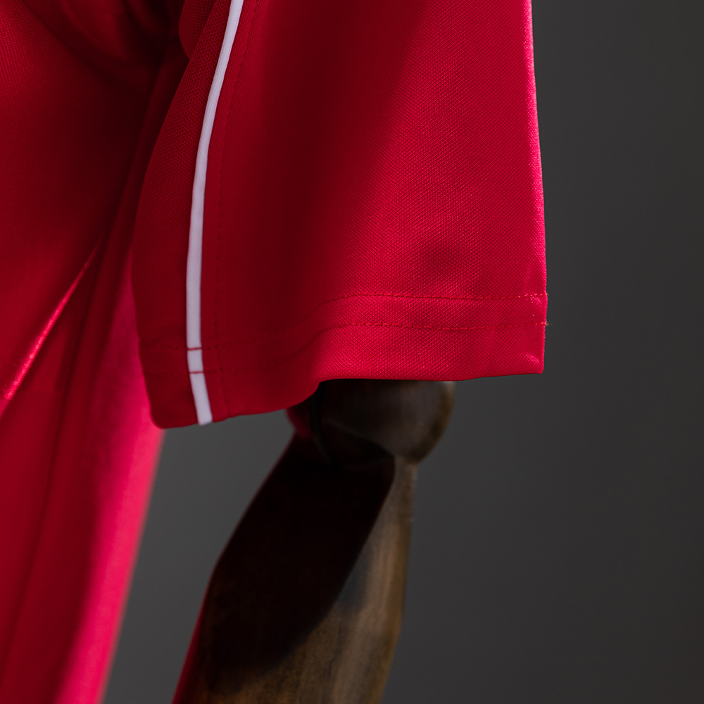 Liverpool 2005/06 Home Retro Jersey – Replica Football Shirt – S-XXL