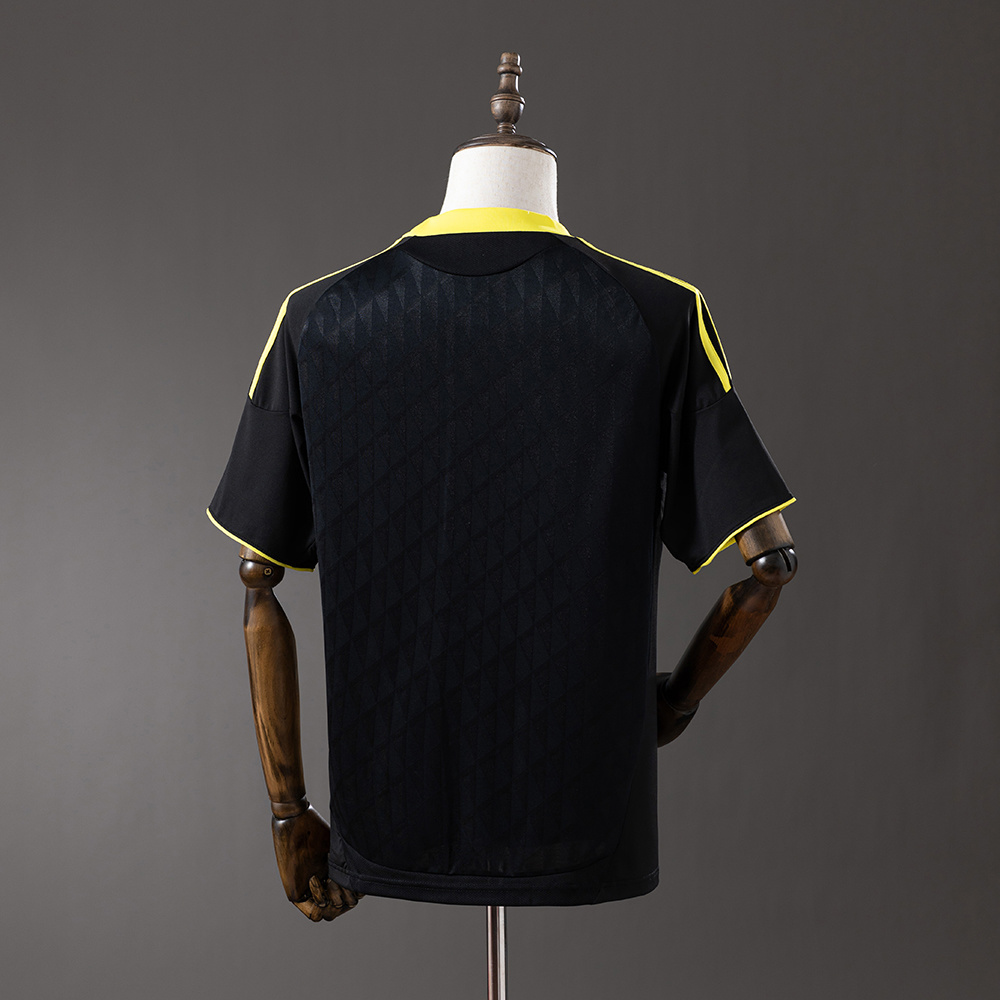 Liverpool 2010/11 Second Away Retro Jersey – Replica Football Shirt – S-XXL