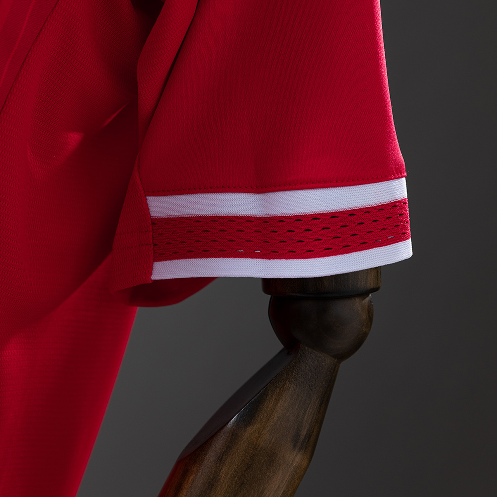 Liverpool 2013/14 Home Retro Jersey – Replica Football Shirt – S-XXL