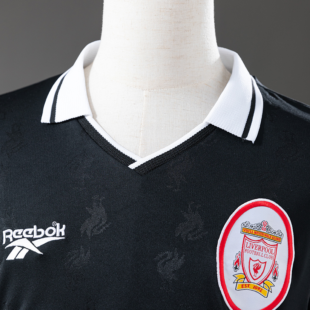 Liverpool 1996/97 Retro Black Jersey – Replica Football Shirt – S-XXL
