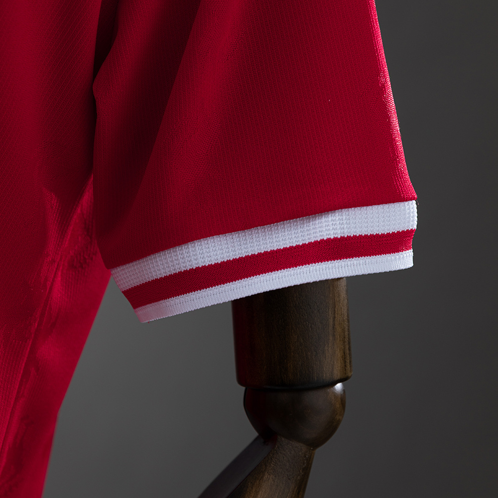 Liverpool 1996/97 Home Retro Jersey – Replica Football Shirt – S-XXL