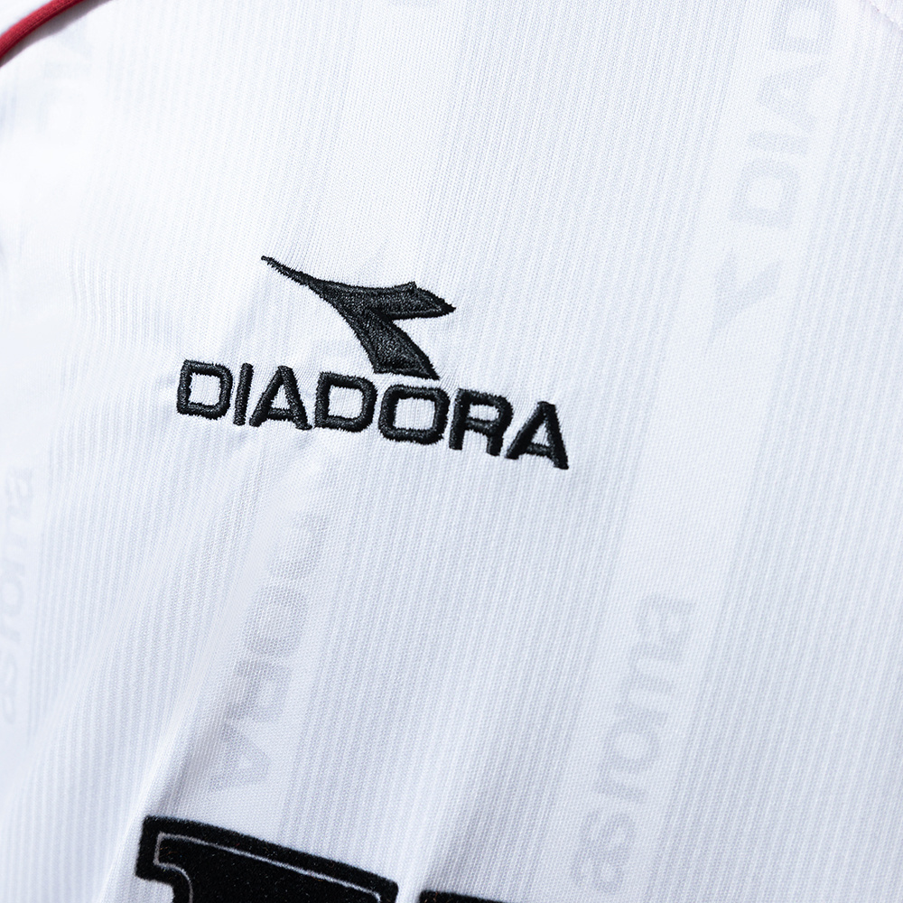 Roma 99/00 Away Retro Jersey – Replica Football Soccer Shirt – S–XXL