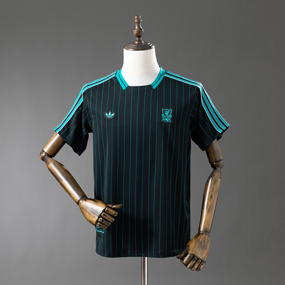 Liverpool 25/26 Retro Style Jersey – Replica Football Soccer Shirt – S–XXL