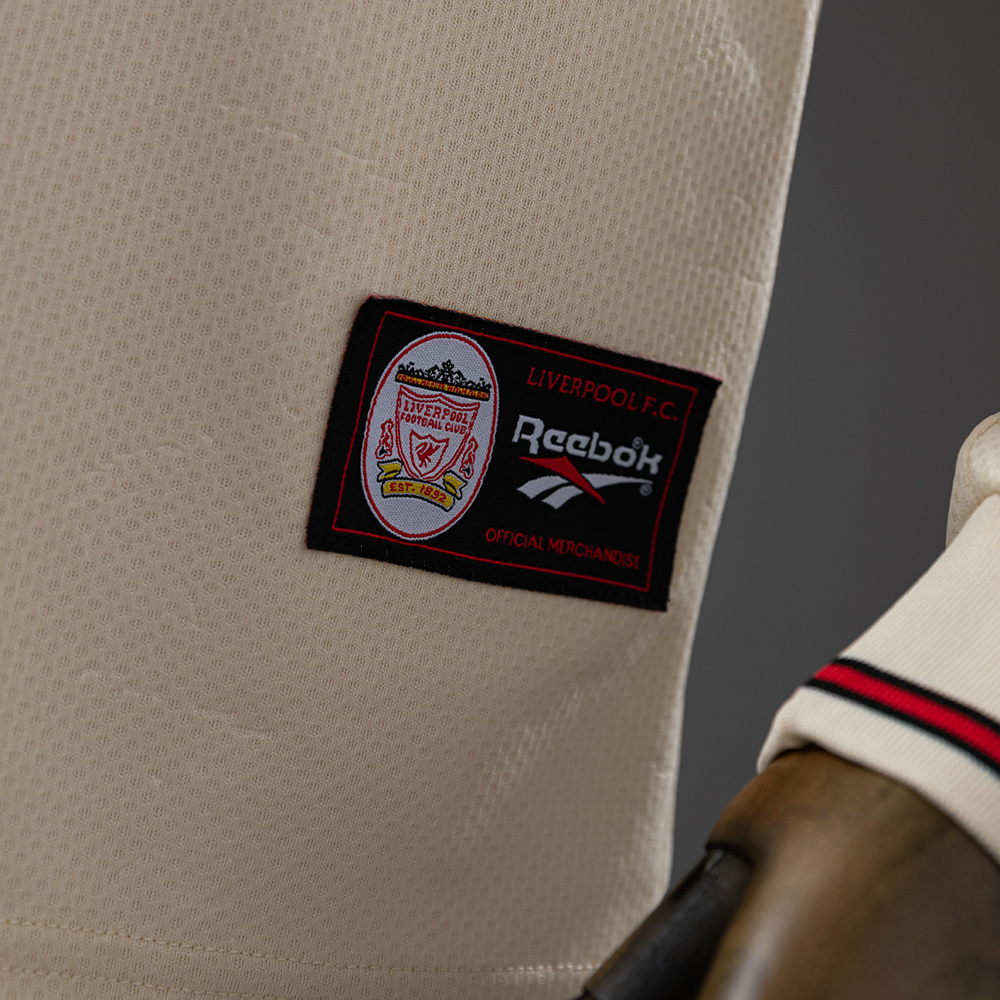 Liverpool 1996/97 Away Long Sleeve Retro Jersey – Replica Football Soccer Shirt – S–XXL