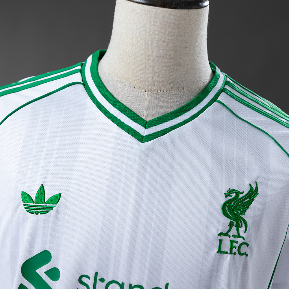 Liverpool 25/26 Pre-match Training Jersey White – Replica Football Training Shirt – S–XXL