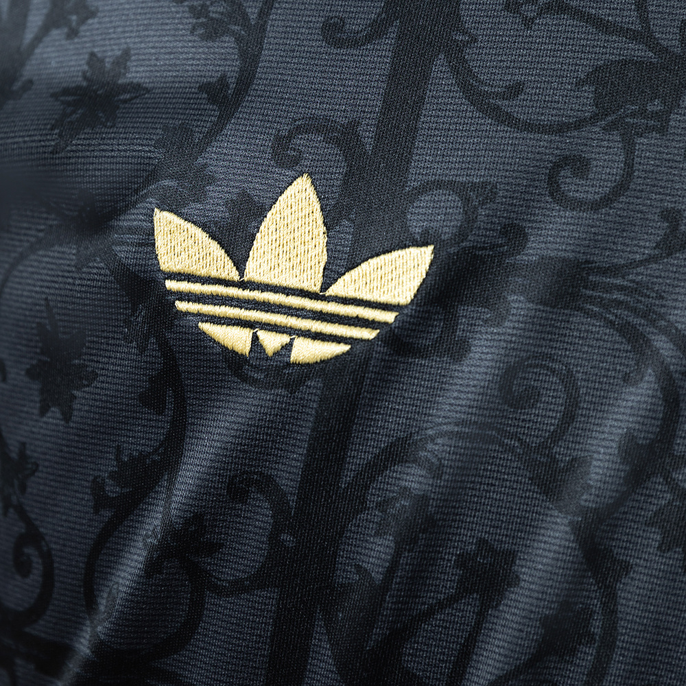 Liverpool 25/26 Special Edition Black Jersey – Replica Football Soccer Shirt – S–XXL