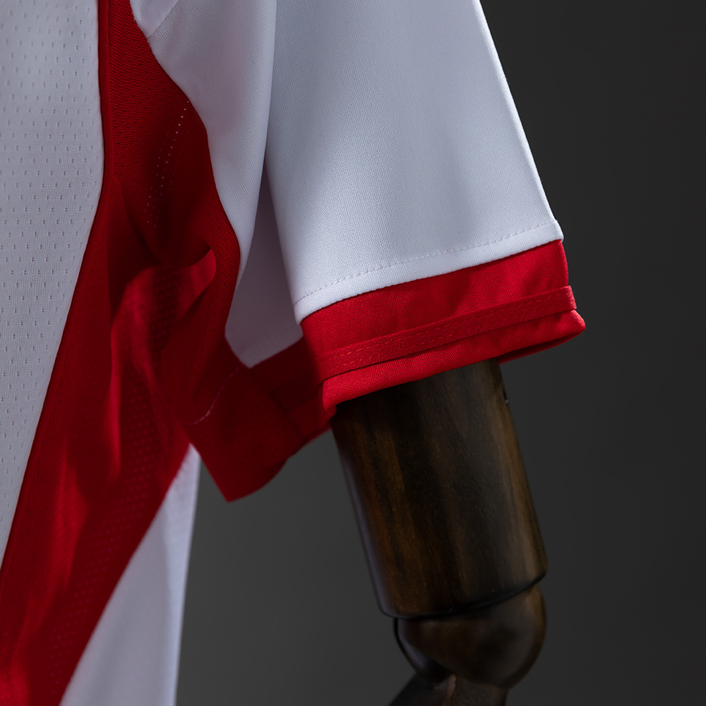 Liverpool 25/26 US Pack Full-Button Baseball Jersey White – Replica Football Lifestyle Shirt – S–4XL