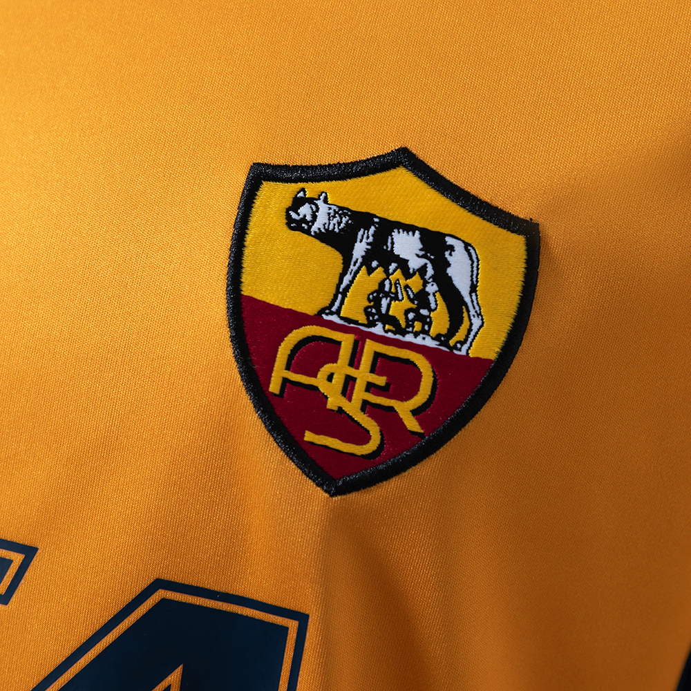 Roma 01/02 Champion Edition Long Sleeve Retro Jersey – Replica Football Soccer Shirt – S–XXL