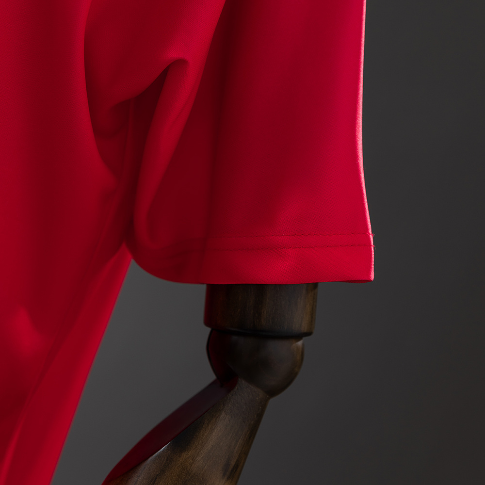 Liverpool 2001/02 Home Retro Jersey – Replica Football Soccer Shirt – S–XXL