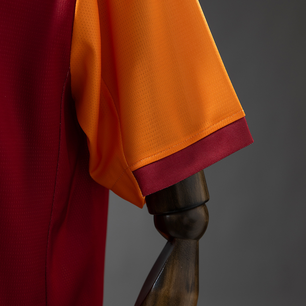 Galatasaray 25/26 Home Jersey – Replica Football Soccer Shirt – S–XXL