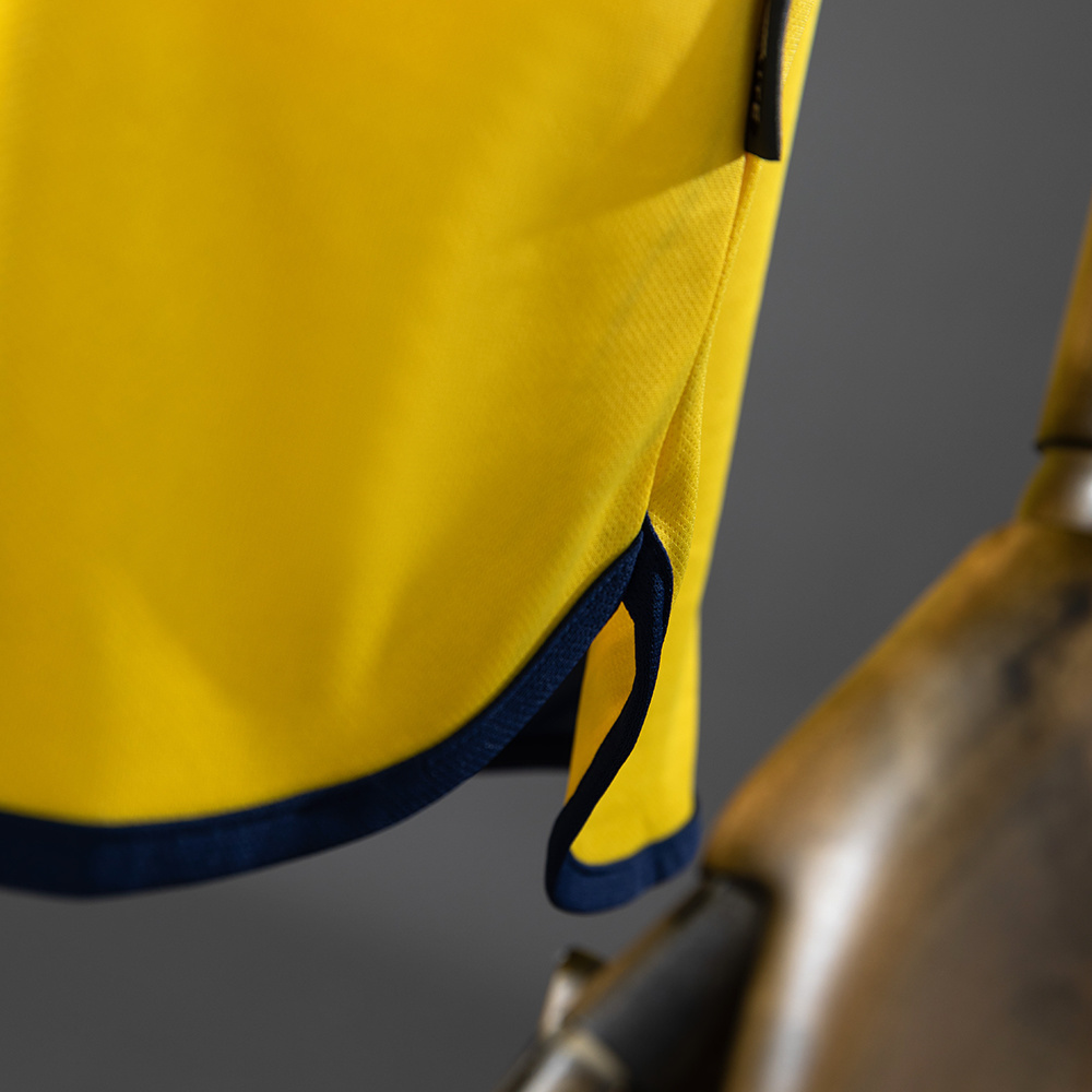 Ajax 2000/01 Away Retro Jersey – Classic Football Shirt – S–XXL