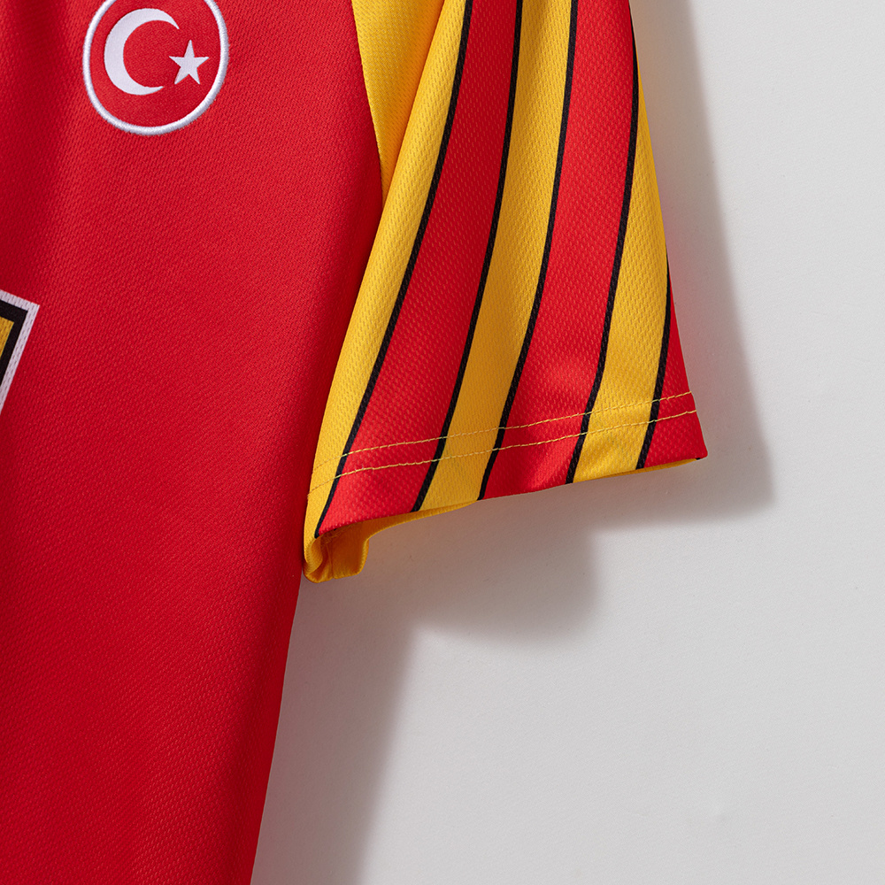 Retro Galatasaray S.K. 98/99 Home Jersey – Replica Football Soccer Shirt – S–2XL