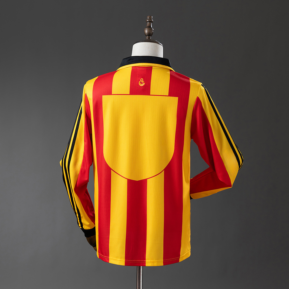 Galatasaray 99/00 Home Retro Jersey – Replica Football Soccer Shirt – S–XXL