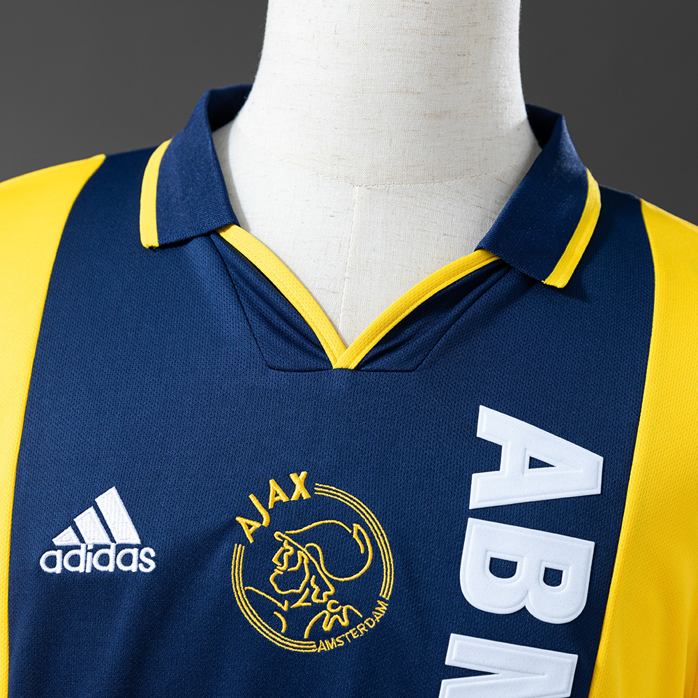 Ajax 2000/01 Away Retro Jersey – Classic Football Shirt – S–XXL