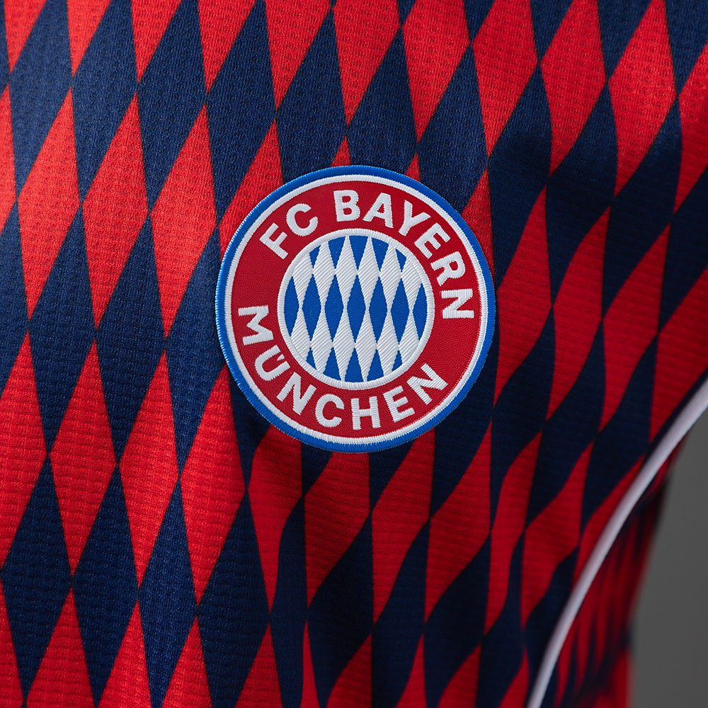 Bayern Munich 25/26 Player Version Jersey Red – Replica Football Soccer Shirt – S–XXL