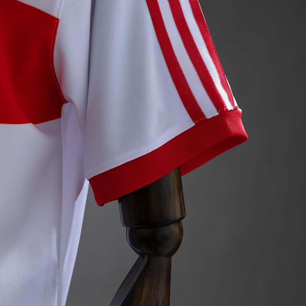 Hamburger SV 1983 Home Retro Jersey – Replica Football Soccer Shirt – S–XXL