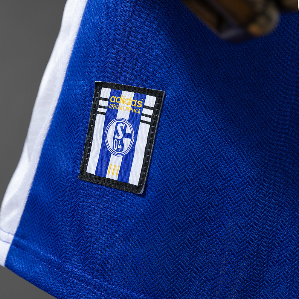 Schalke 04 1998/00 Home Retro Jersey – Replica Football Soccer Shirt – S–XXL