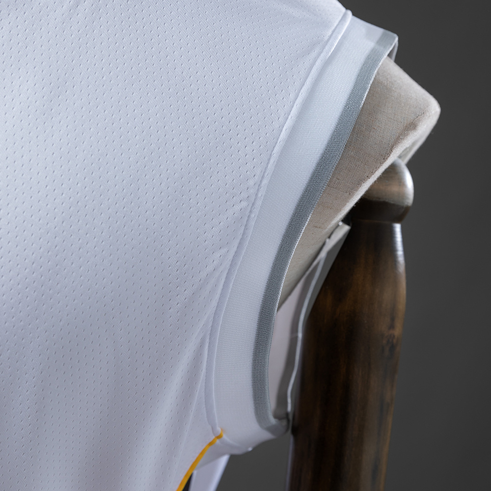 Real Madrid 25/26 Home Basketball Jersey – Replica Basketball Shirt – S–XXL