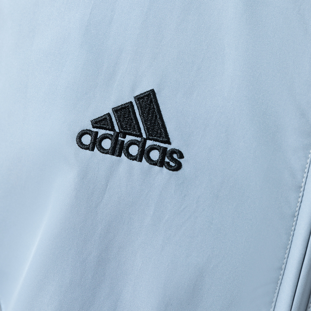 Real Madrid 2004/05 Retro Windbreaker – Replica Football Windbreaker Jacket – S–XXL