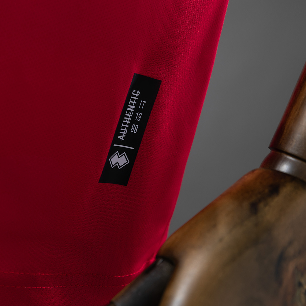 Bari away kit – 25/26 season