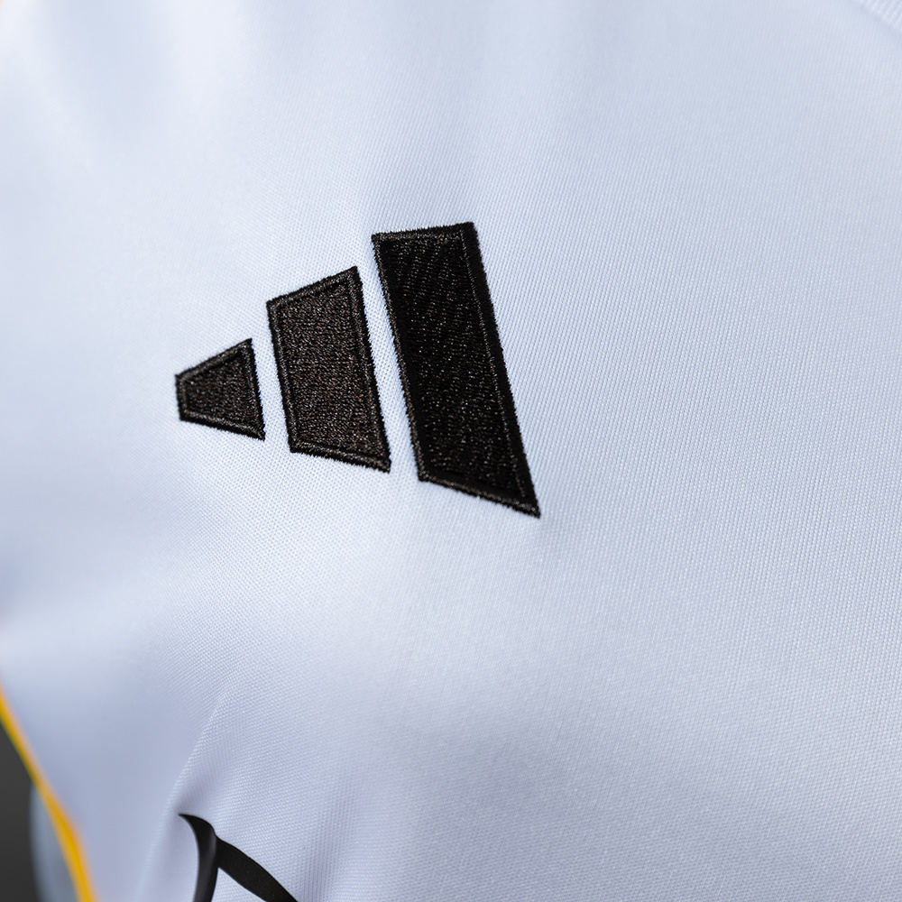 Real Madrid 25/26 Home Women’s Jersey – Replica Football Soccer Shirt – S–XXL